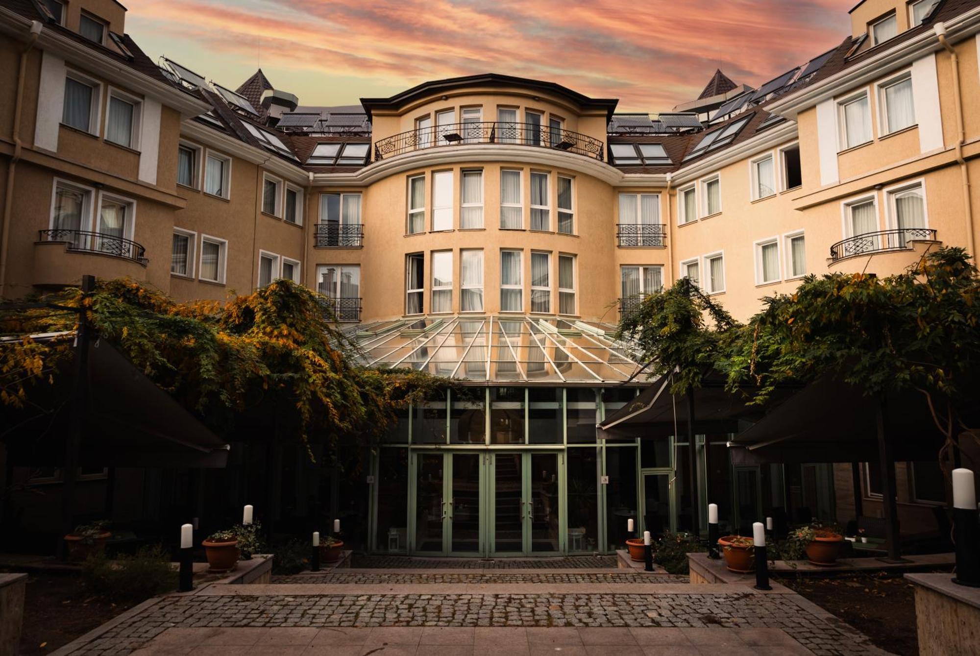 Maison Sofia - Mgallery Eksteriør bilde The Hotel's entrance