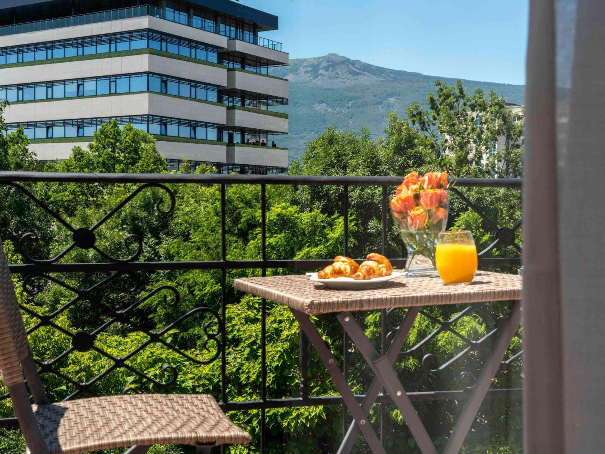 Maison Sofia - Mgallery Eksteriør bilde A balcony
