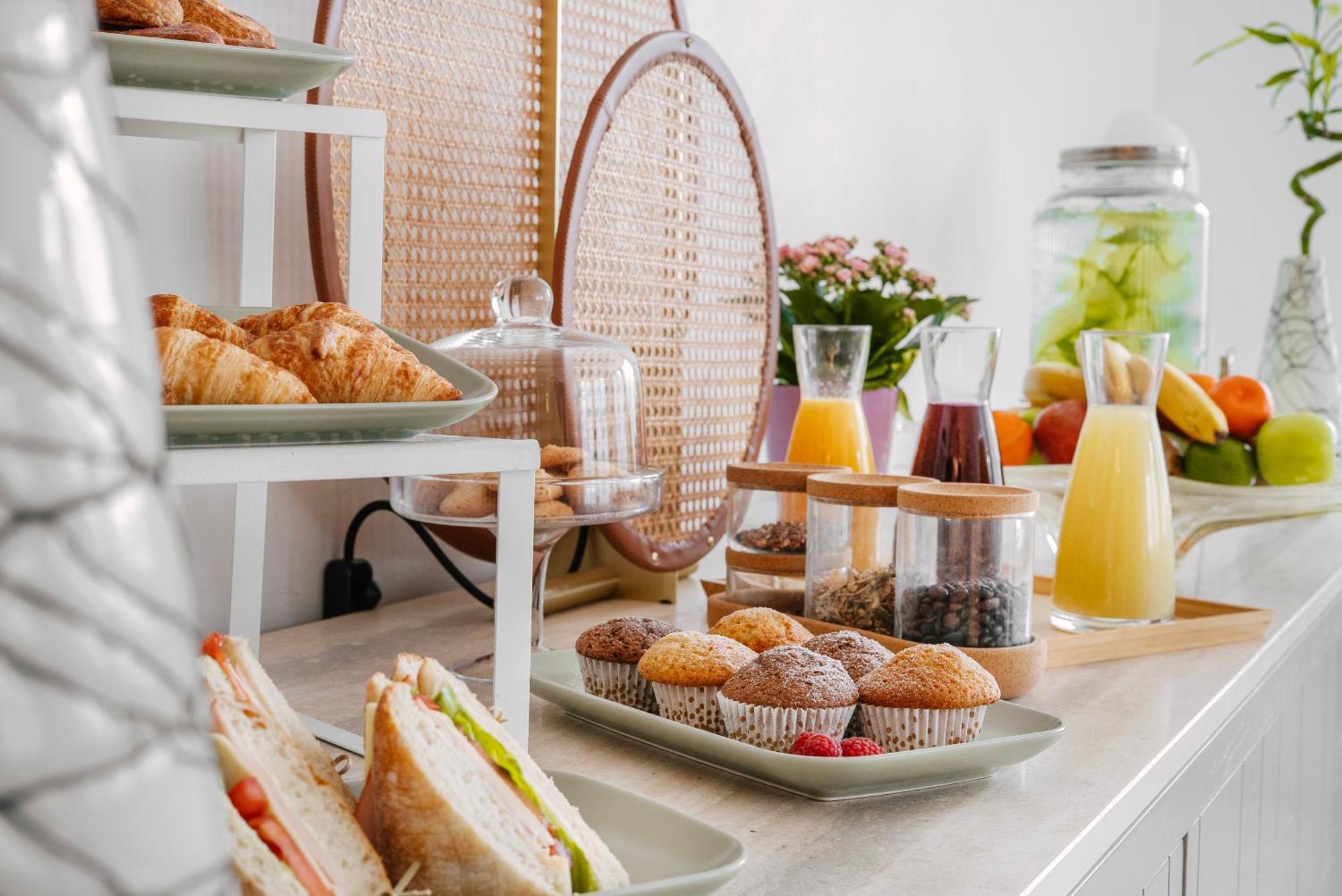Maison Sofia - Mgallery Eksteriør bilde A breakfast buffet